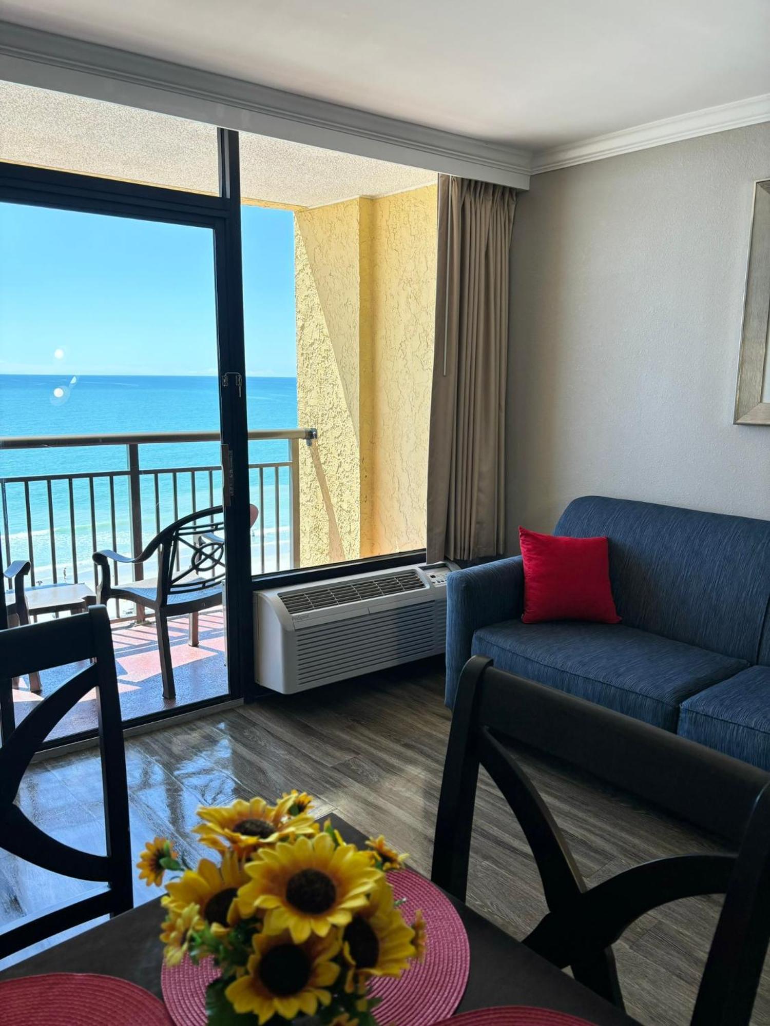 Azure Bliss Oceanfront Condo Sleeps 6 Мертл-Біч Екстер'єр фото