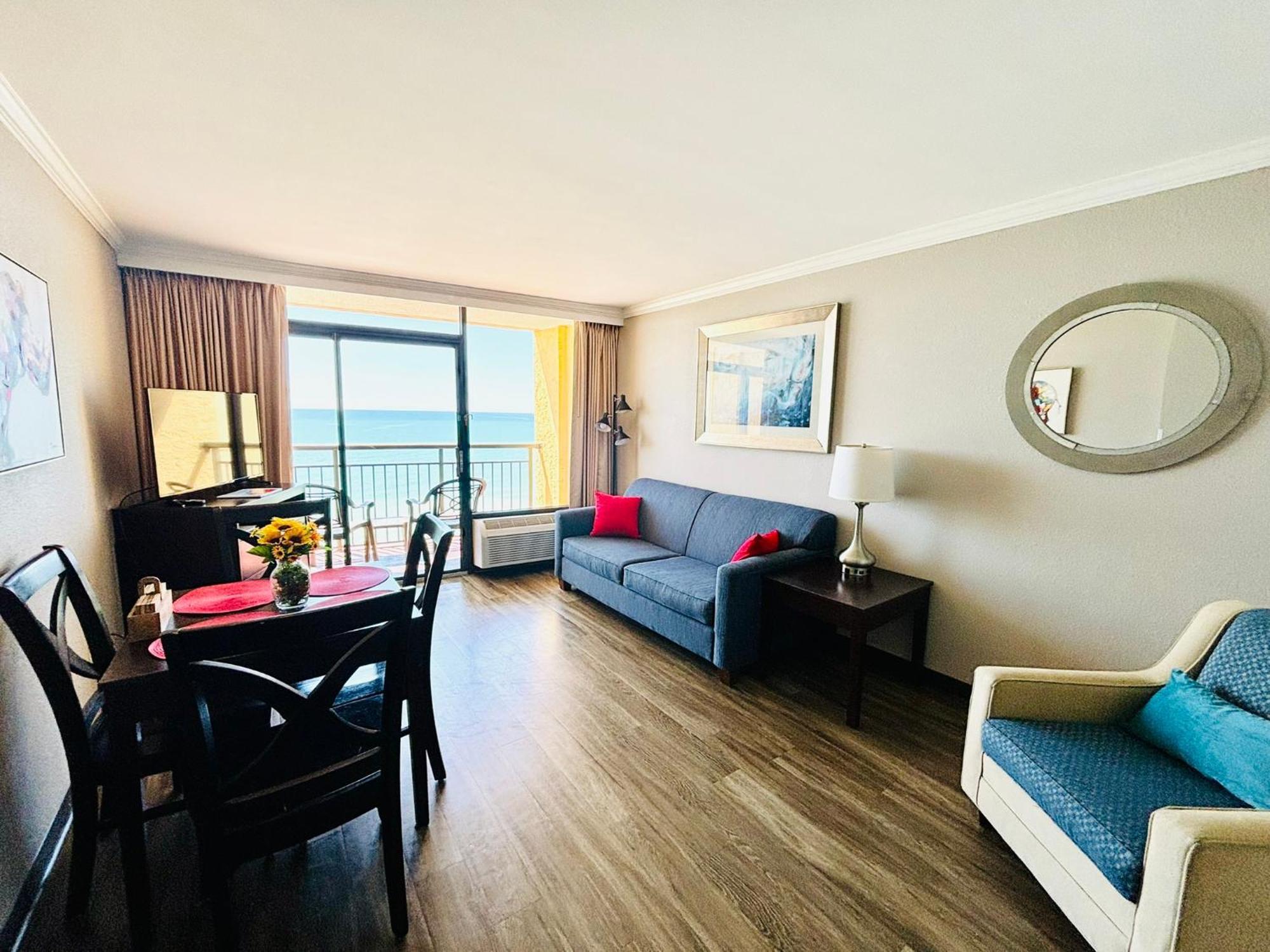 Azure Bliss Oceanfront Condo Sleeps 6 Мертл-Біч Екстер'єр фото