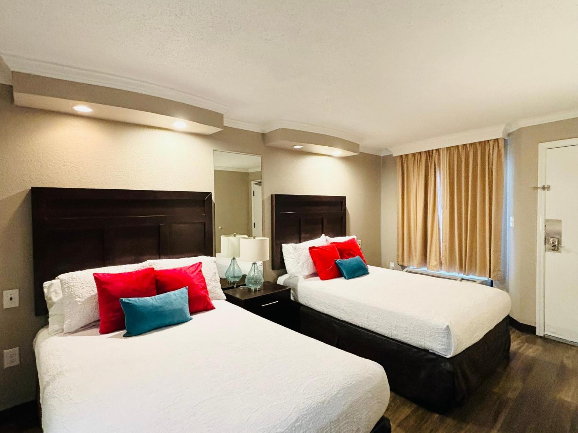 Azure Bliss Oceanfront Condo Sleeps 6 Мертл-Біч Екстер'єр фото